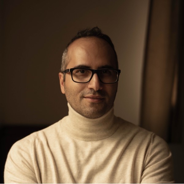 Dr. Sina Nazeri
